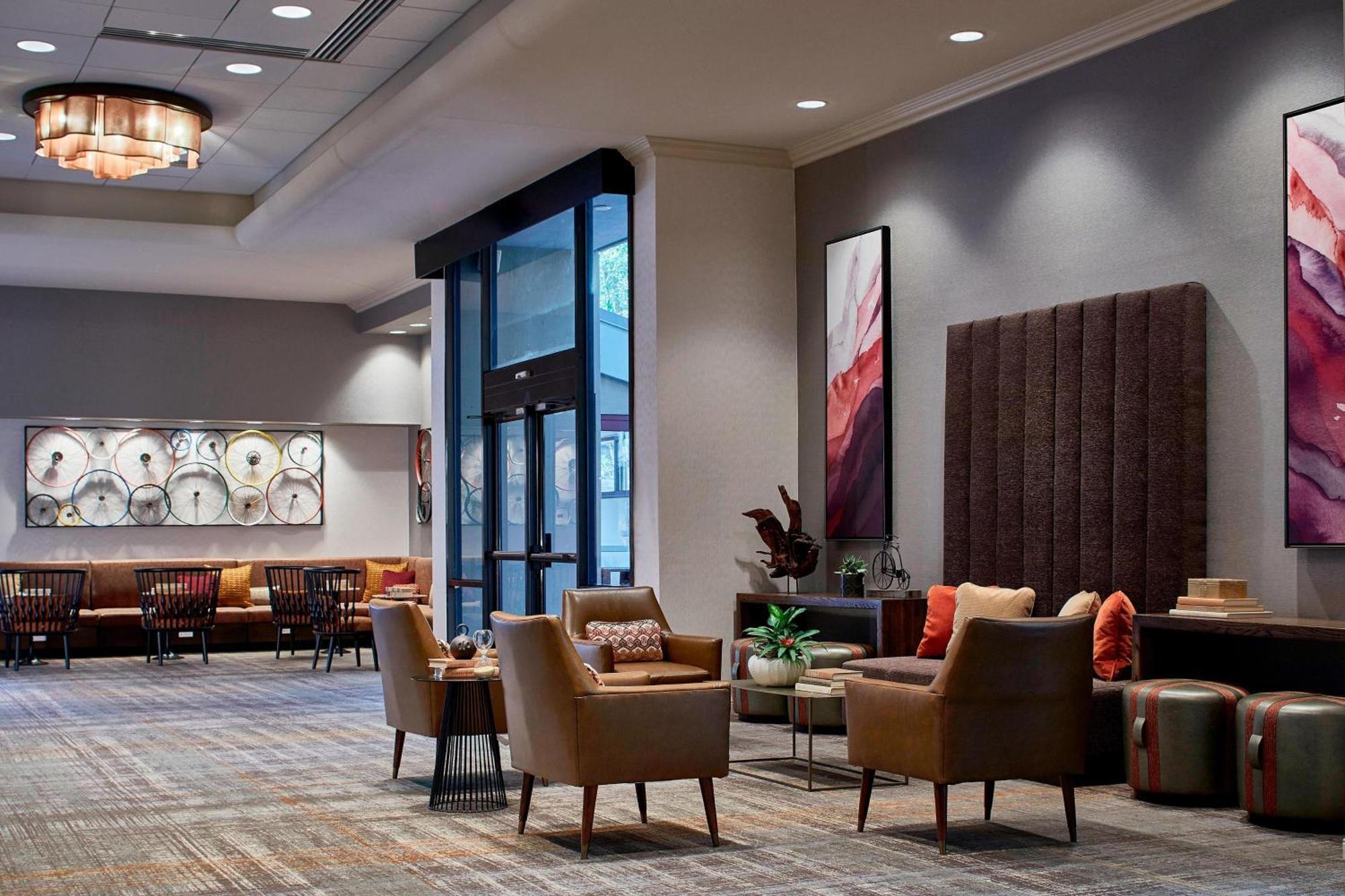 Renaissance Asheville Downtown Hotel Экстерьер фото