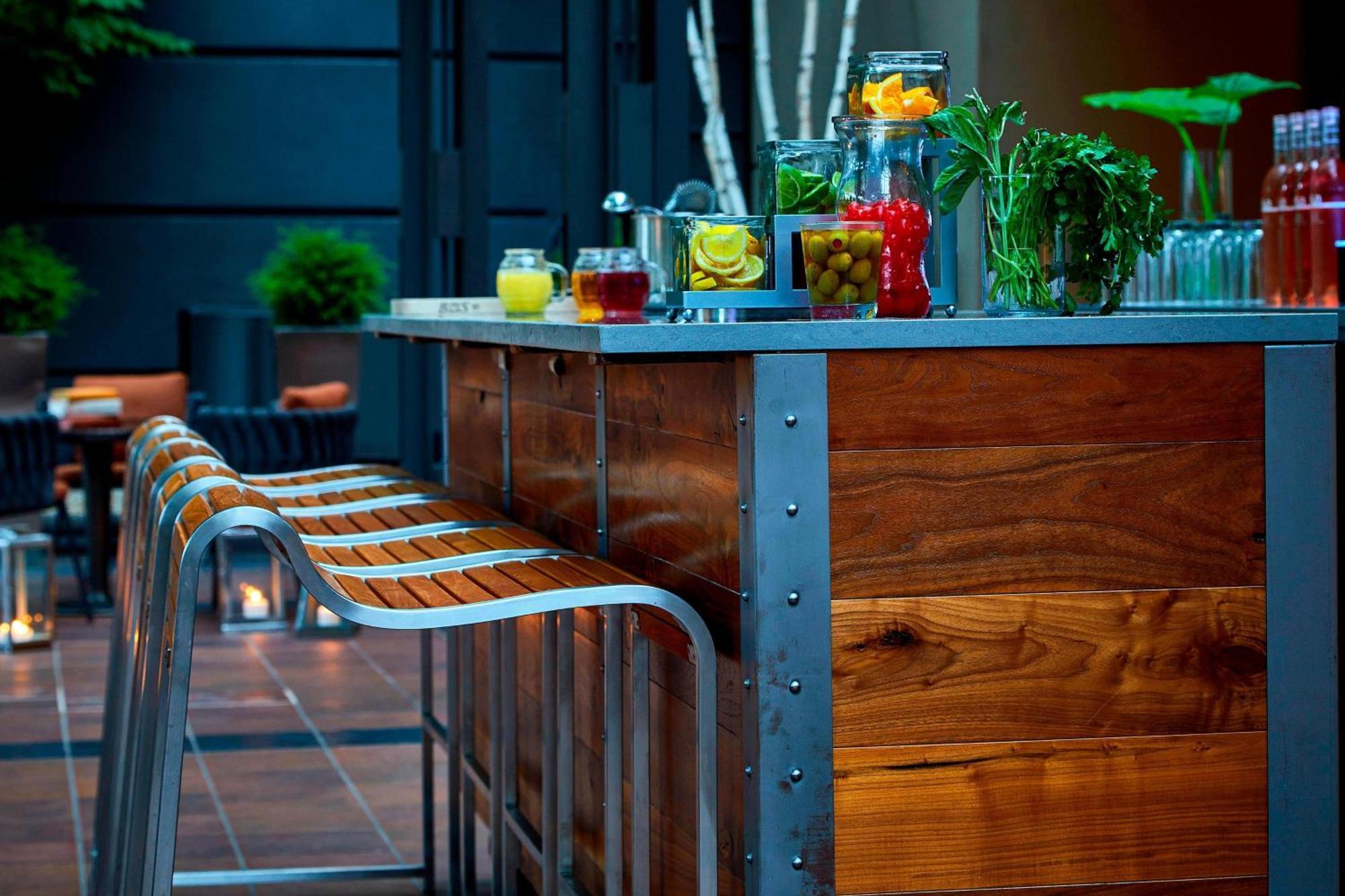 Renaissance Asheville Downtown Hotel Экстерьер фото