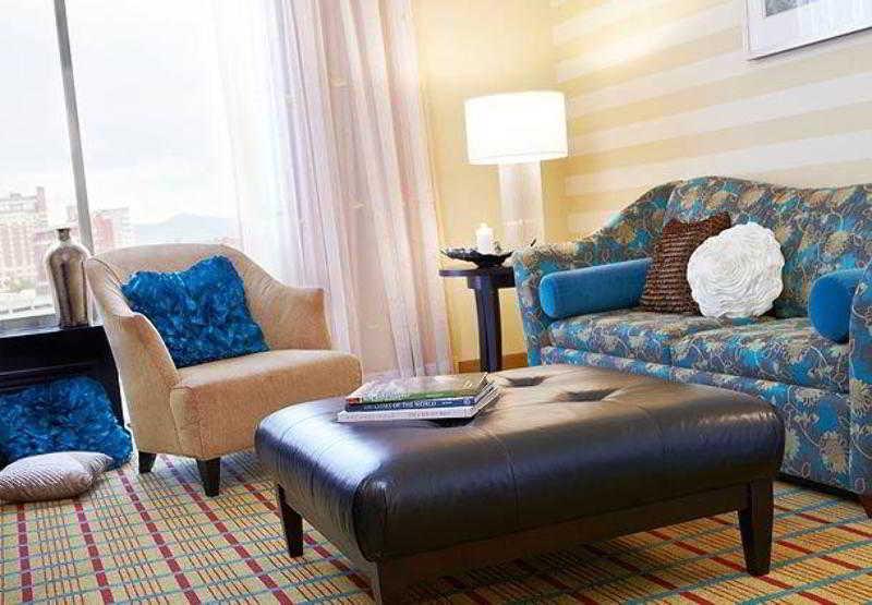 Renaissance Asheville Downtown Hotel Номер фото