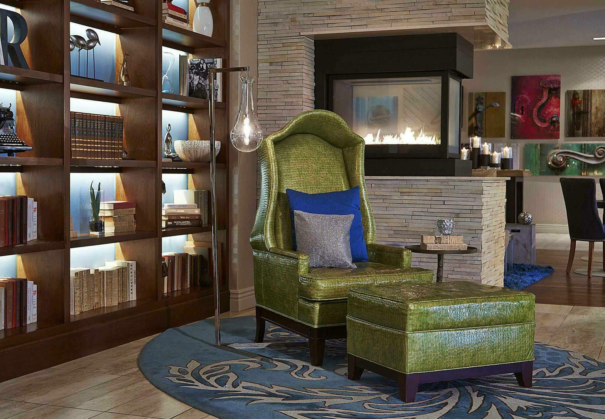 Renaissance Asheville Downtown Hotel Экстерьер фото